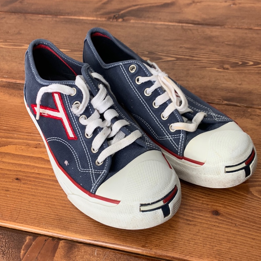 Tommy Hilfiger Navy Canvas Low-Top Sneakers with Red Trim